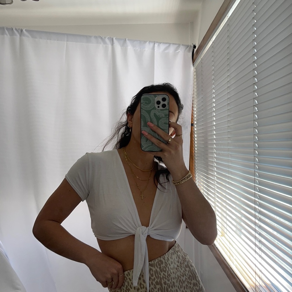 White tie cropped tee